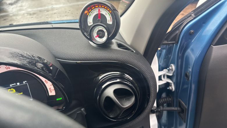 Smart EQ forfour hatchback 60kW EQ Exclusive 17kWh 5dr Auto [22kWch] Electric Hatchback